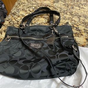 Coach Poppy Black with adjustable black patent leather Coach shoulder strap